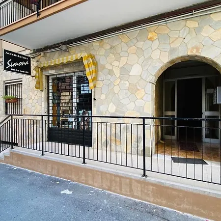 Lägenhet Babyaccommodation Family Experience Pietra Ligure