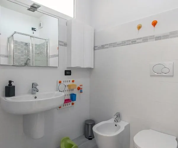 Babyaccommodation Family Experience * Pietra Ligure